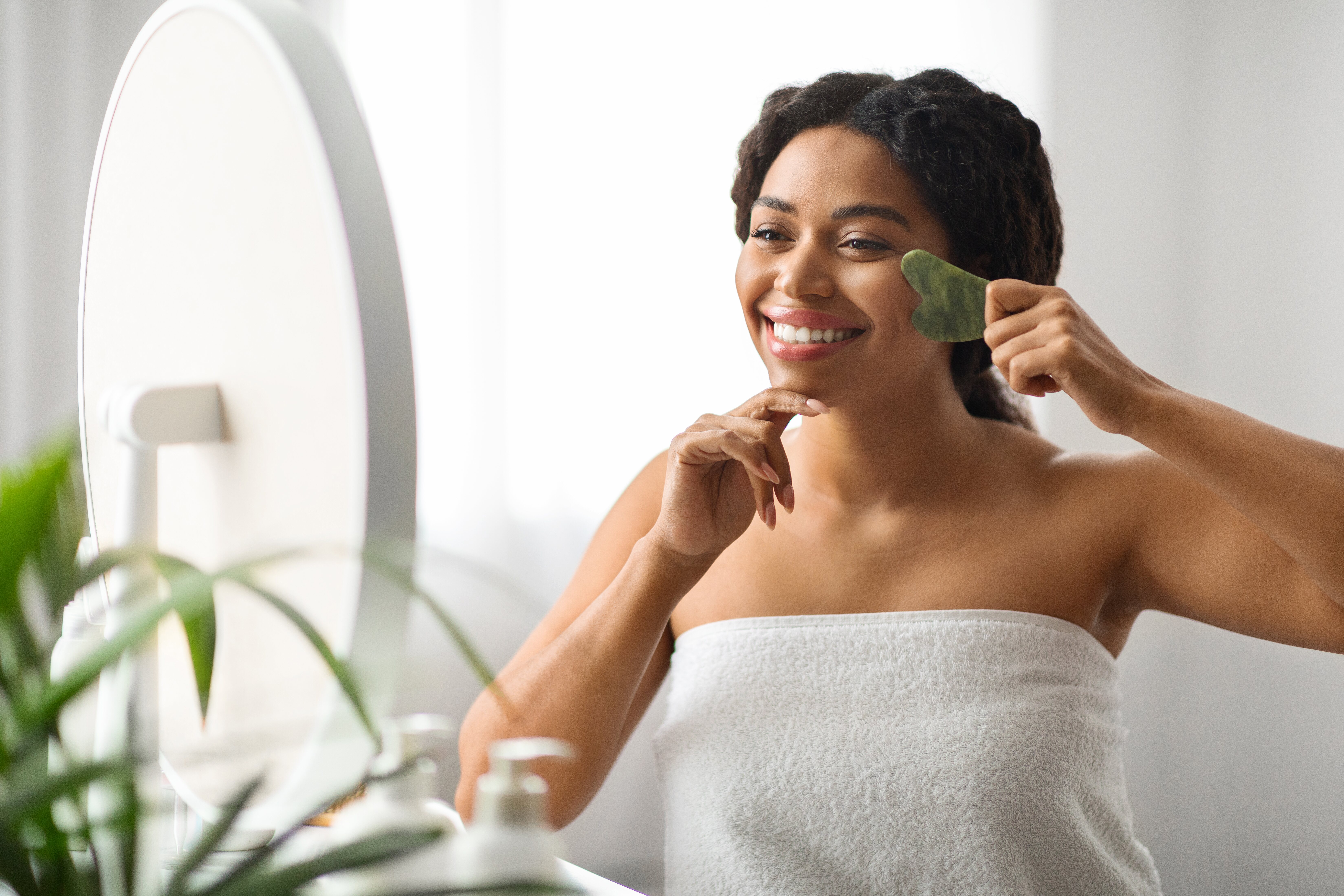 Es una técnica de masaje y curación utilizada en la medicina tradicional china