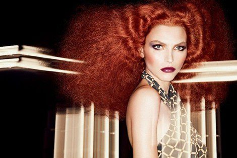 Imagen promocional de la colección 'Divine Night' de MAC