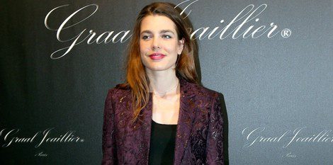 Carlota Casiraghi imagen de Gucci cosméticos 