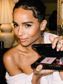 Zoe Kravitz antes del MET