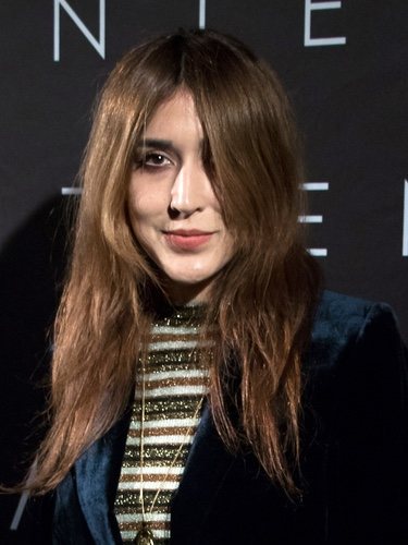 Anni B se decanta por una melena despeinada