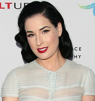 Maquillaje estrella: consigue un look pin up