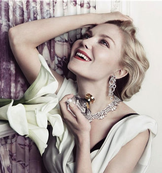 Kirsten Dunst es de nuevo imagen de Bulgari
