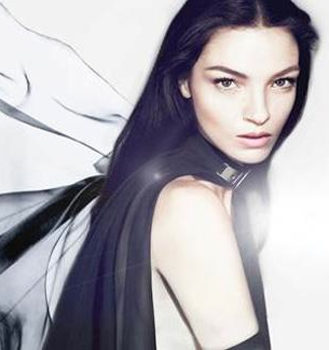 'Dahlia Noir L'Eau', el nuevo perfume femenino de Givenchy