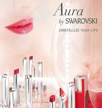 Labios cristalizados con la colección de pintalabios de Swarovski