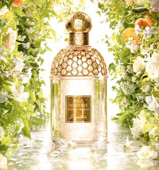 'Aqua Allegoria Nerolia Bianca', el nuevo perfume de Guerlain
