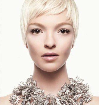 Givenchy presenta 'Teint Couture', su línea de bases de maquillaje de larga duración