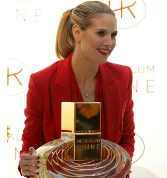 La modelo Heidi Klum presenta su perfume 'Shine'