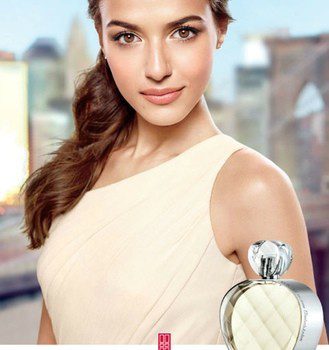 Elizabeth Arden renueva su fragancia 'Untold': ahora, más ligera y vívida
