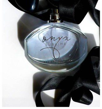 Eroski presenta 'Onyx', una fragancia llena de misterio y feminidad para verano 2014