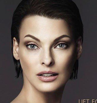 Linda Evangelista se convierte en la nueva cara de Dolce & Gabbana
