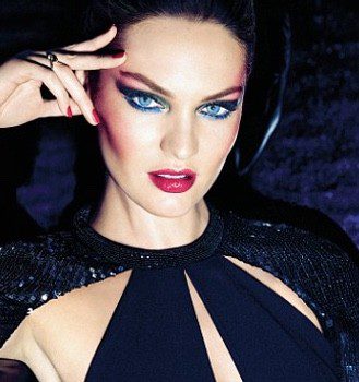 Candice Swanepoel, 'el look del siglo' de la mano de Max Factor