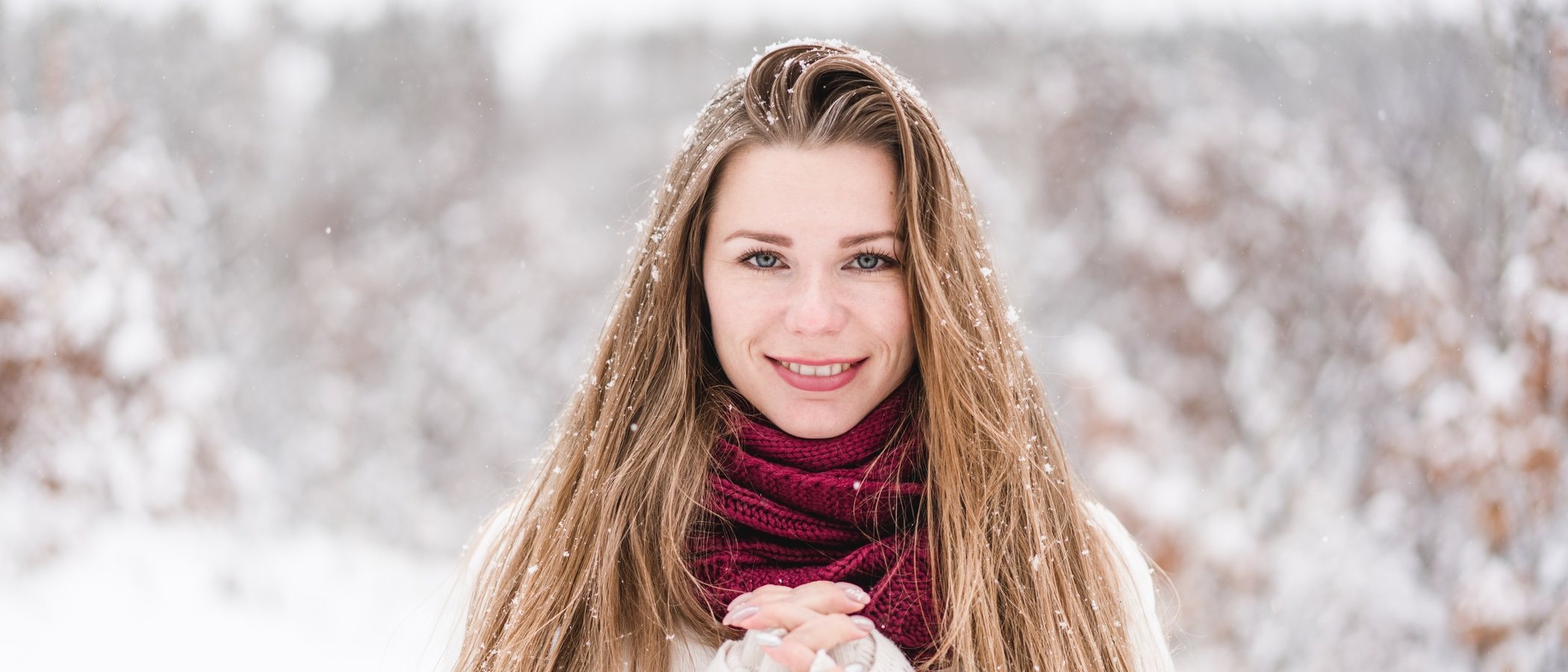 Luce un pelo perfecto en la nieve