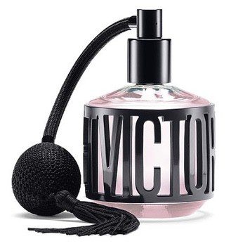 Victoria's Secret logra enamorarnos con su nuevo perfume 'Love Me'