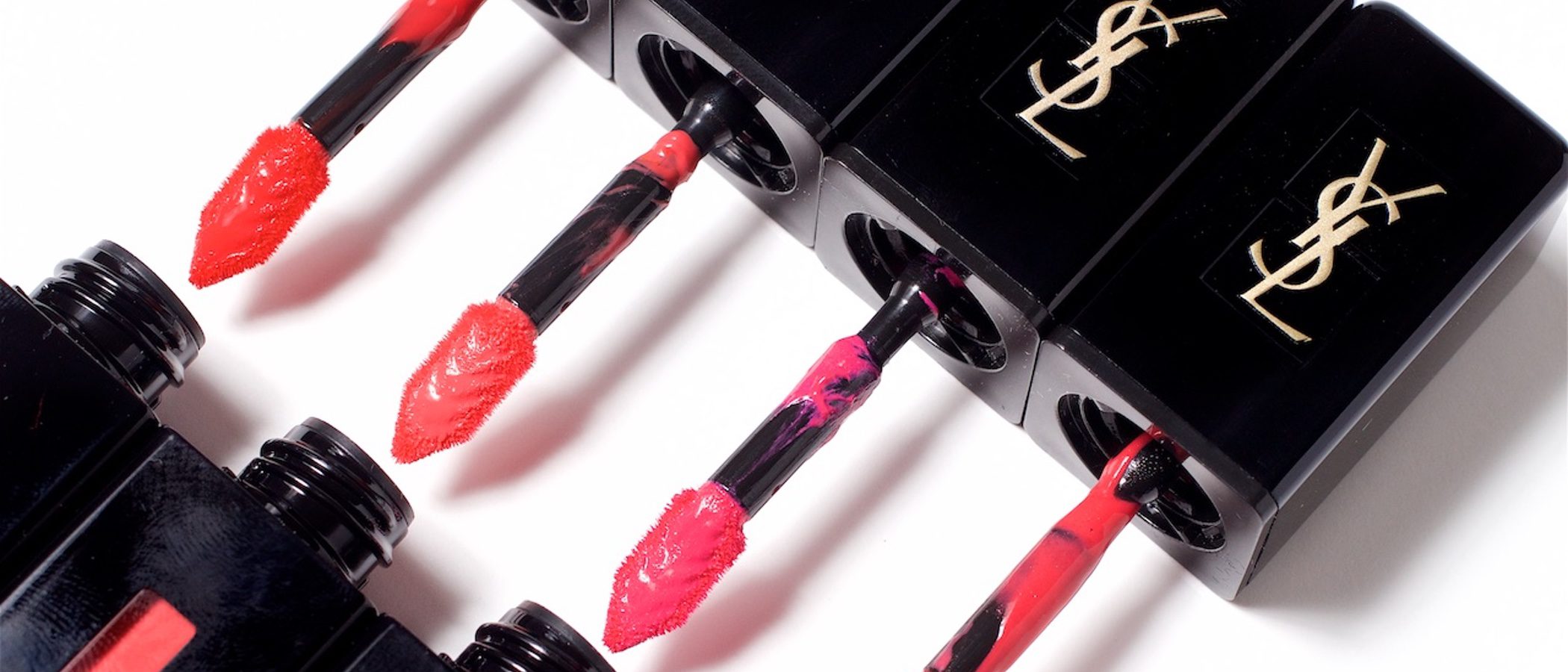 YSL nos trae los labios efecto vinilo con 'Vernis a Levres Vinyl Cream'