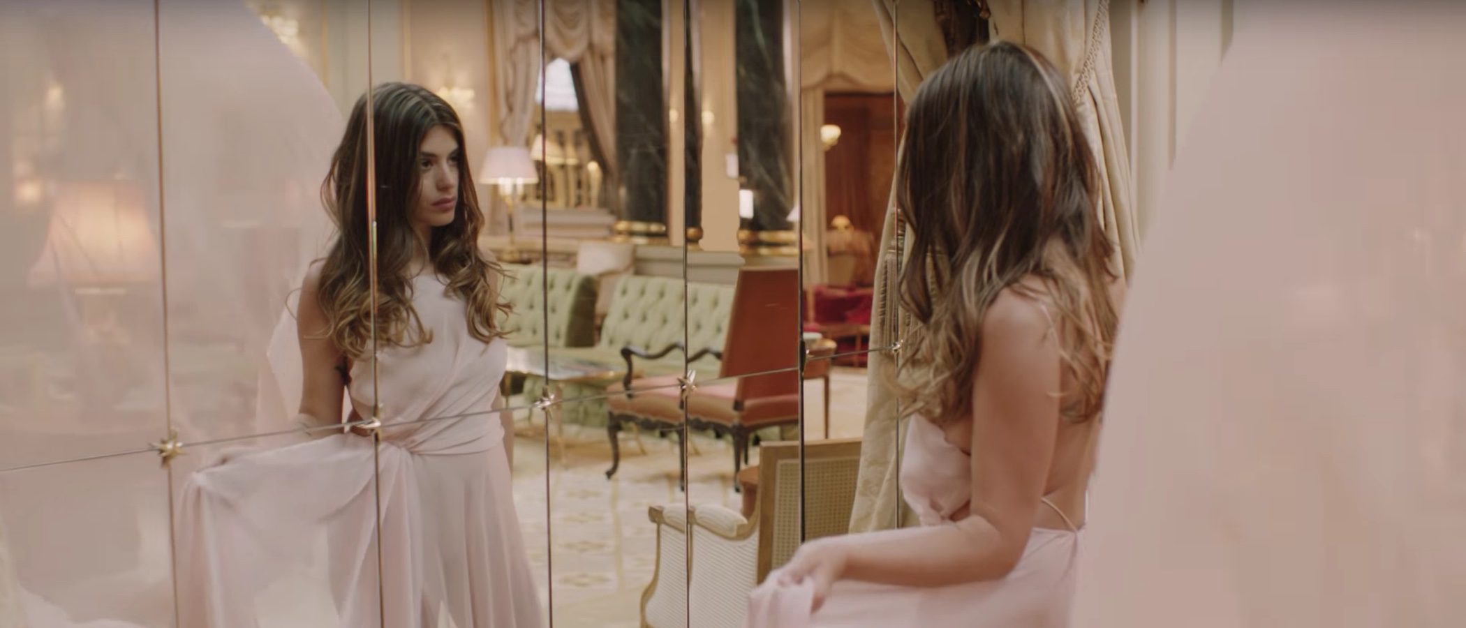 Dulceida saca 'Mucho Amor' y se convierte en la primera Youtuber española en tener su propio perfume