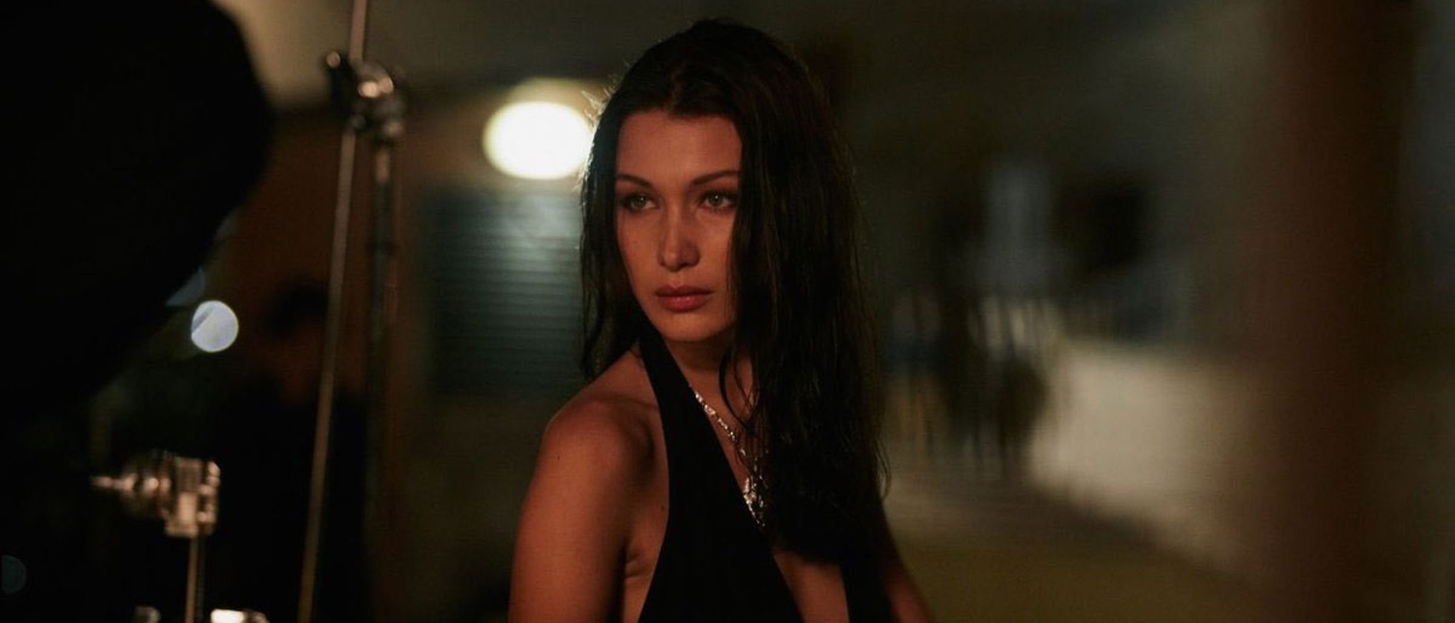 Bella Hadid es la imagen del nuevo perfume de Bvlgari