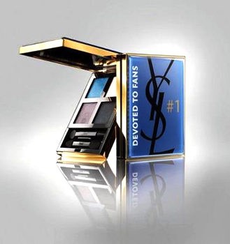 Yves Saint Laurent se inspira en Facebook para crear un set de sombras de ojos