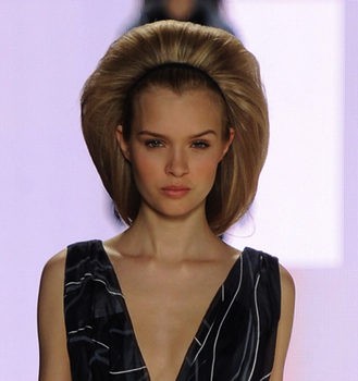 Consigue el look que nos propone Carolina Herrera para este otoño 2012
