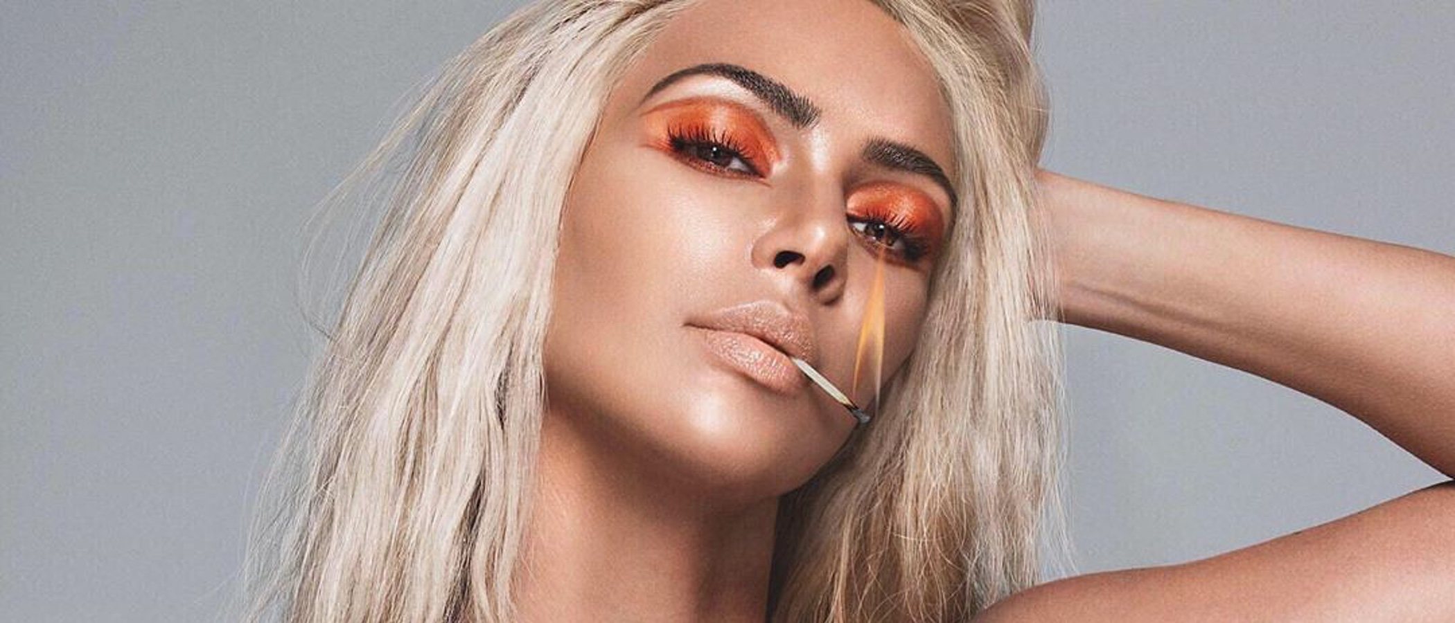Kim Kardashian lanza su colección de maquillaje más ardiente: así es 'Fire'