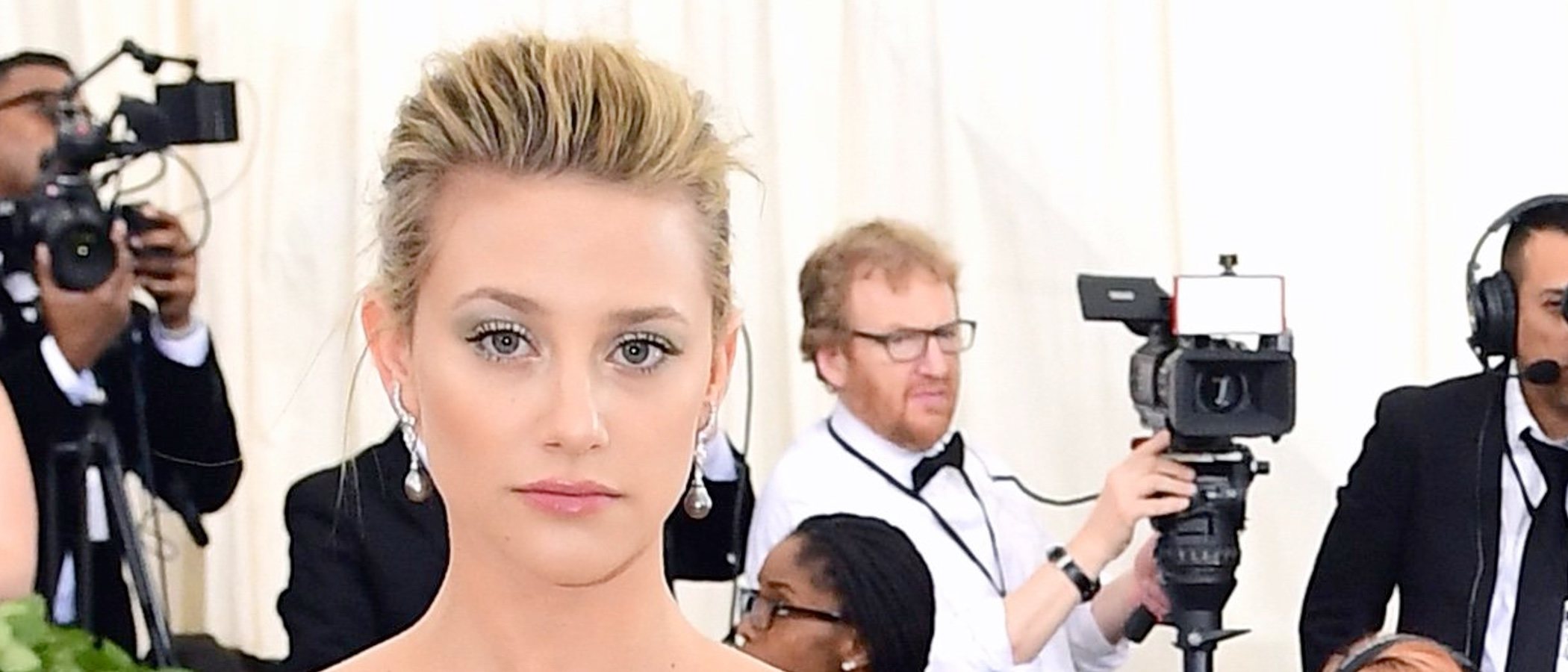 Lili Reinhart se convierte en embajadora de Covergirl
