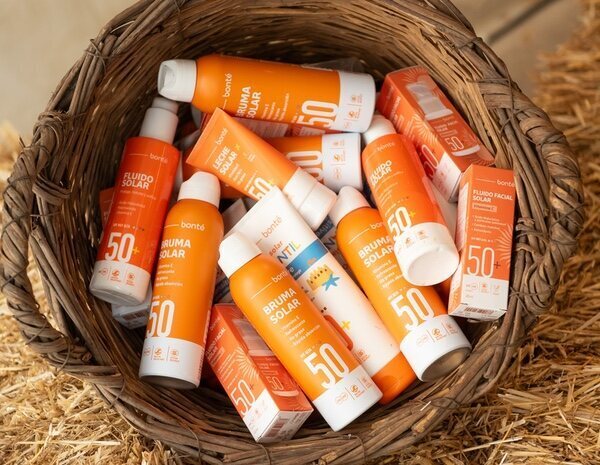 Clarel presenta su campaña Policía del Sol de Clarel: protectores solares de calidad a buen precio en sus tiendas de proximidad