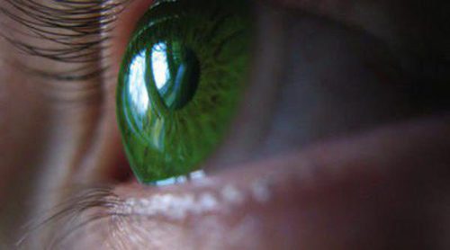 Lentes de contacto de colores: cambia de color de ojos por un día