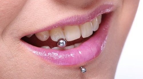 Cuidados del piercing en la lengua