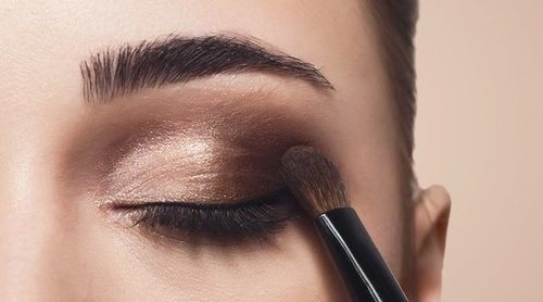 Arrasa con tu mirada: cinco formas diferentes de aplicar la sombra de los ojos