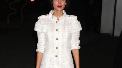 Alexa Chung presenta su primera colección conjunta con Eyeko
