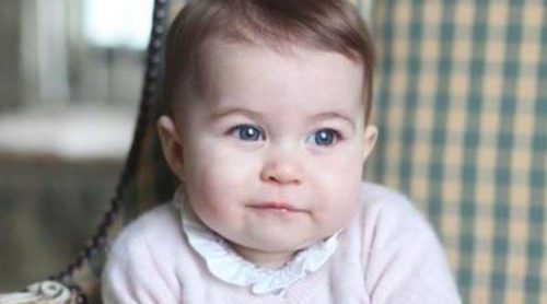 La Princesa Carlota de Cambridge ya tiene su propio pintalabios