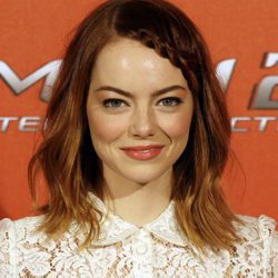 Emma Stone luce una trenza de encaje