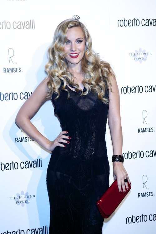 Edurne con un peinado tipo Hollywood