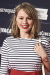 Esmeralda Moya opta por un look messy