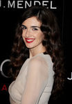 Paz Vega con rizos de espiral