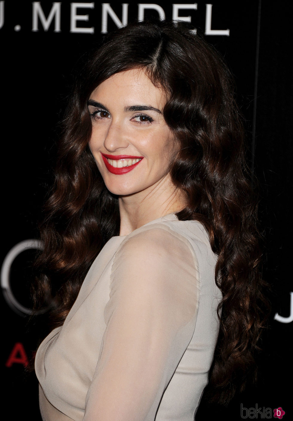 Paz Vega con rizos de espiral