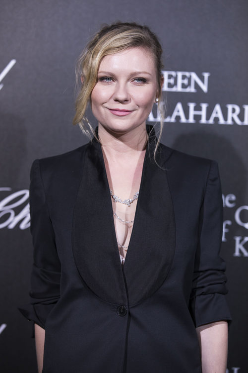 Kirsten Dunst con un flequillo ladeado