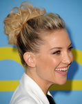 Kate Hudson con un moño cardado