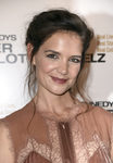 Katie Holmes luce un recogido despeinado