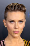 Scarlett Johansson con wet hair