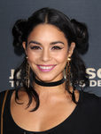 Vanessa Hudgens con maxi moños