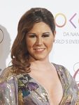 La cantante Tamara con semirecogido ladeado