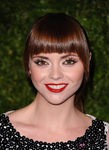 Christina Ricci con flequillo recto