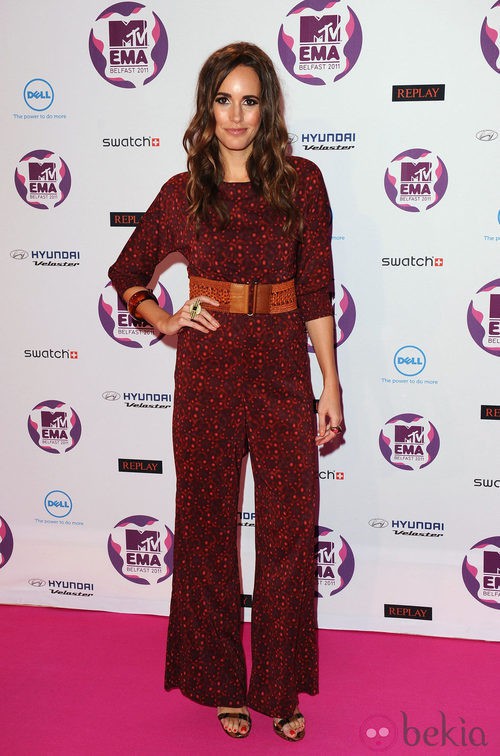 Peinado de Louise Roe con ondas al agua en los MTV EMA 2011