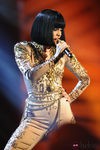 Peinado de Jessie J con el pelo liso en los MTV EMA 2011