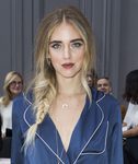 Chiara Ferragni luce una trenza de espiga