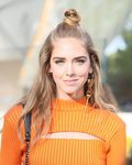 Chiara Ferragni con un original semirecogido con moño