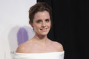 Emma Watson con el pelo recogido