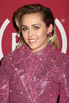 Miley Cyrus fan de la máscara de pestañas