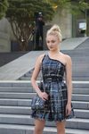 Sophie Turner en el desfile de Louis Vuitton